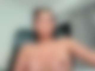 paulinamirren's Live Sex Cam Show