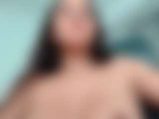 paulinamirren's Live Sex Cam Show