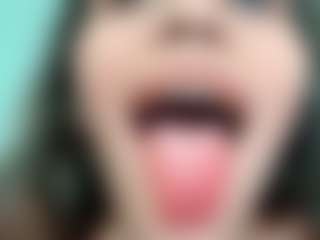 paulinamirren's Live Sex Cam Show