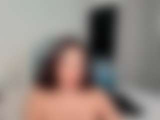 Live cam show with paulinamirren - Strip Lovense on CamSodaAdn