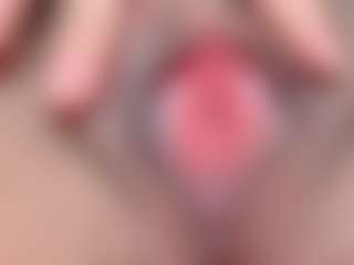 paulinamirren's Live Sex Cam Show