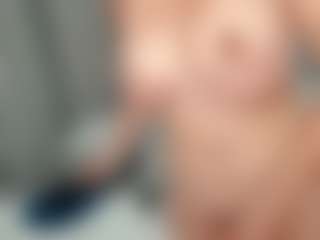 paulinamirren's Live Sex Cam Show