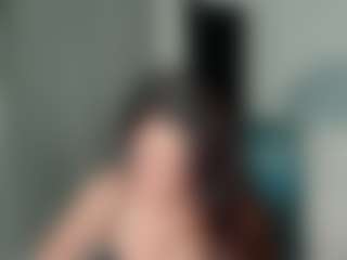 paulinamirren's Live Sex Cam Show