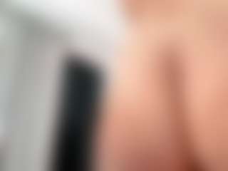paulinamirren's Live Sex Cam Show