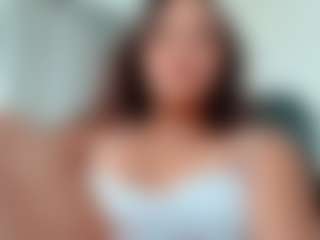 Live cam show with paulinamirren - Petite on parknlotfishbdy