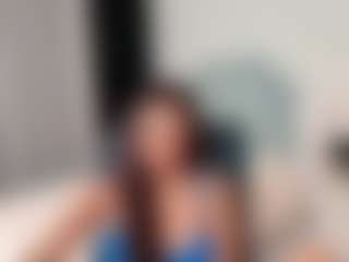 Live cam show with paulinamirren - Smoking on Camsoda