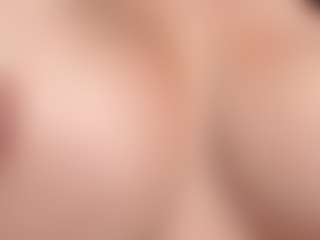 paulinamirren's Live Sex Cam Show