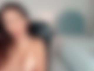 paulinamirren's Live Sex Cam Show