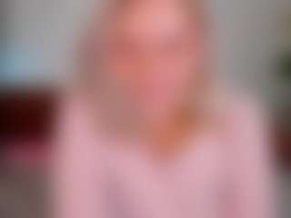 Live cam show with stormmbaby - Blue Eyes on Livezox