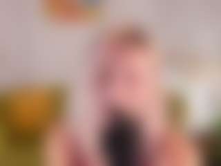 Live cam show with stormmbaby - Upskirt on Free Soda