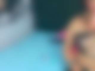 Live cam show with zoeks - New Squirt on studioflirtlive.com