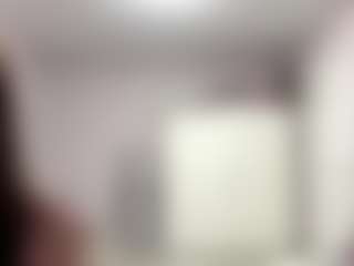 Live cam show with Maliba - Tease on Dolls Live