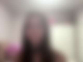 Live cam show with Maliba - White on StripNow | united states