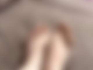 Live cam show with Maliba - Teen (18+) on madthumbs