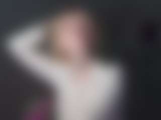 Live cam show with Melissa - Brown Eyes on https://playwithruby.com
