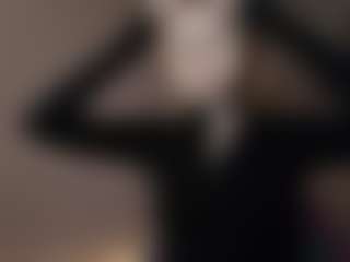 Live cam show with Melissa - New Young Adult on hrnylive.com