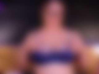 Live cam show with Lissa Monroe - New Brown Eyes on Camming Site