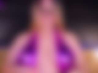 Live cam show with Lissa Monroe - New Blowjob on CamClone