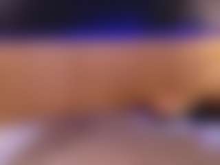 Live cam show with Lissa Monroe - Lush Blonde Hair on Sweet Sext
