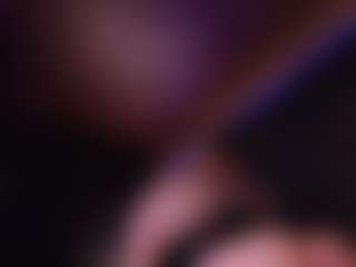 Live cam show with Lissa Monroe - Fingering on livesuperchat.net