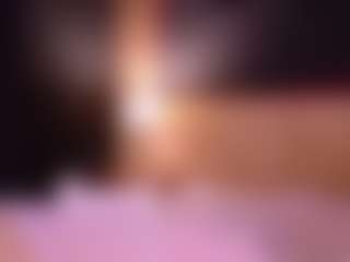 Live cam show with Lissa Monroe - Tease Blonde Hair on live18s.com