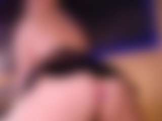 Live cam show with Lissa Monroe - Fingering on iamadamtest123.com