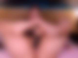 Live cam show with Lissa Monroe - Blowjob on livesuperchat.net