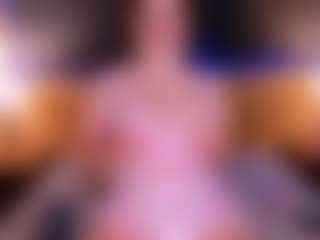 Live cam show with Lissa Monroe - Ass Bouncing on StripNow