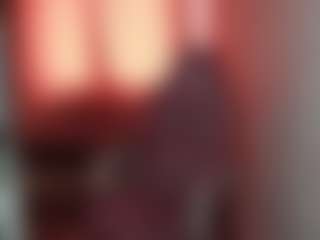 Live cam show with LorrettaShader - Facial Piercings on studioflirtlive.com