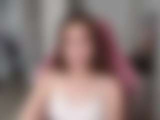 Live cam show with LorrettaShader - New Bedroom on eurowanks.com