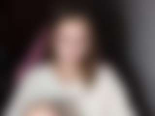 Live cam show with LorrettaShader - New Blowjob on xDating