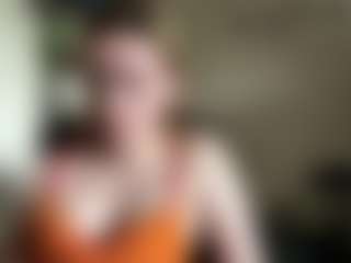 Live cam show with LovettaKabba - New Shaved Pussy on SquirtSoMuch