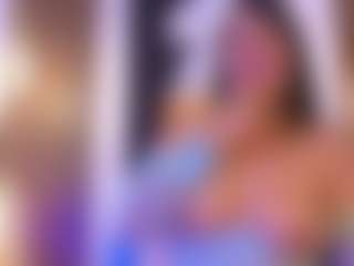 Live cam show with Miila-Flores - Drinking on Camming Site