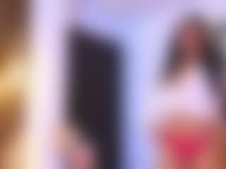 Live cam show with Miila-Flores - Cowgirl on milfzrlive.com