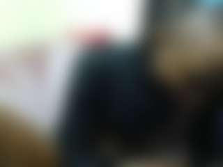 Live cam show with petitecandy - New White on Livezox