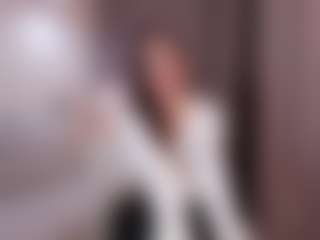 Live cam show with SamyLeen - Flashing on livesuperchat.net