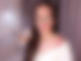 Live cam show with SamyLeen - Facial on CamClone