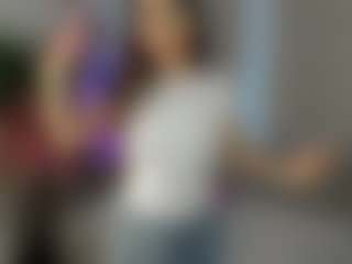Live cam show with SamyLeen - Fingers on madthumbs