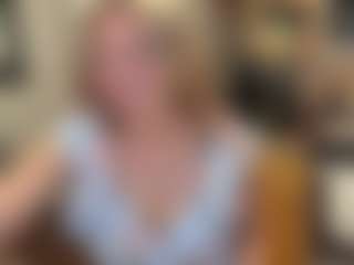 Live cam show with HotSora - Body Massage on Dolls Live