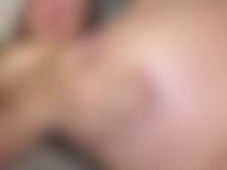 Seks show na żywo z HotSora