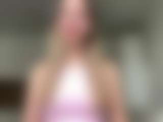 Live cam show with MayolaCahill - Big Ass on Milfs Live