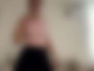 Live cam show with MayolaCahill - Young Adult on Gym Cam Girls