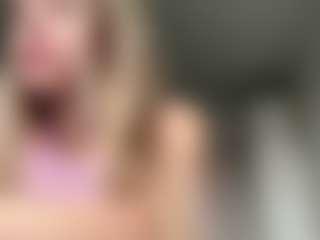 Live cam show with MayolaCahill - Blonde Hair on Camsoda