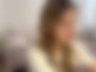 Live cam show with MayolaCahill - Deepthroat on fapnchat
