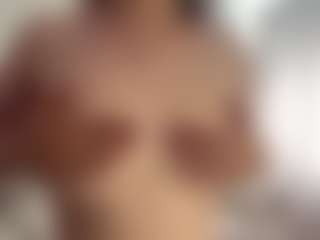 Live cam show with MayolaCahill - Facial on Camsoda