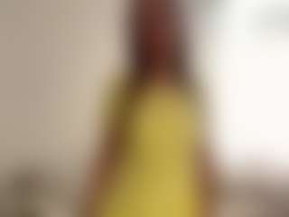 Live cam show with MayolaCahill - Skinny on liverealitysex.com