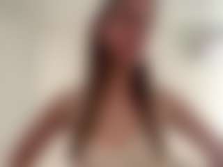 Live cam show with MayolaCahill - Big Ass on madthumbs