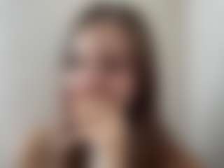 OraleeProuty's Live Sex Cam Show