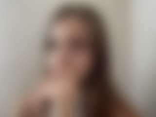 OraleeProuty's Live Sex Cam Show