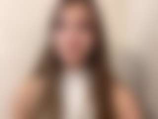 OraleeProuty's Live Sex Cam Show